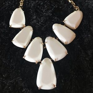 SOLD!!!!  NWOT KENDRA SCOTT HARLOW WHITE NECKLACE